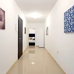 Διαμέρισμα Bnbnova - Seafront 2br 2ba With Terrace *