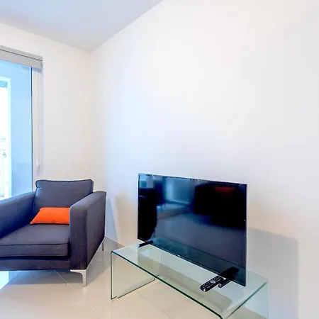 Bnbnova - Seafront 2br 2ba With Terrace * Saint Julian's