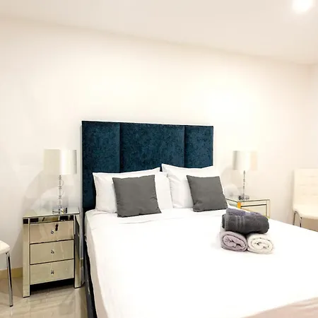 Bnbnova - Seafront 2br With Terrace Lejlighed