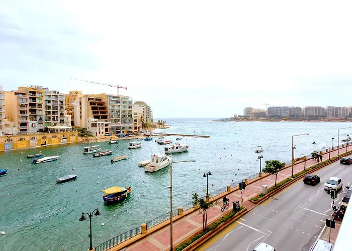 Bnbnova - Seafront 2br With Terrace *