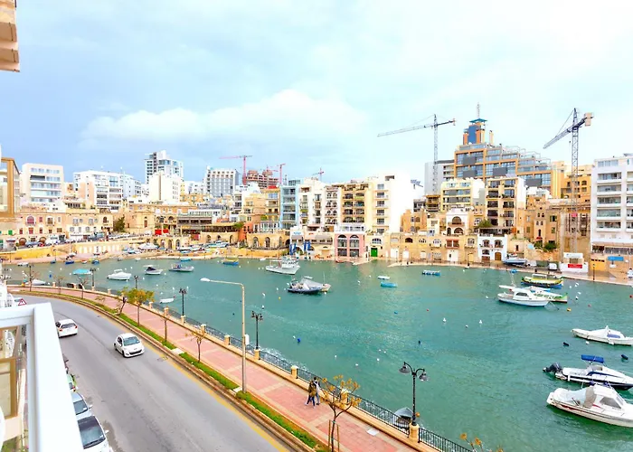 Apartament Bnbnova - Seafront 2br With Terrace